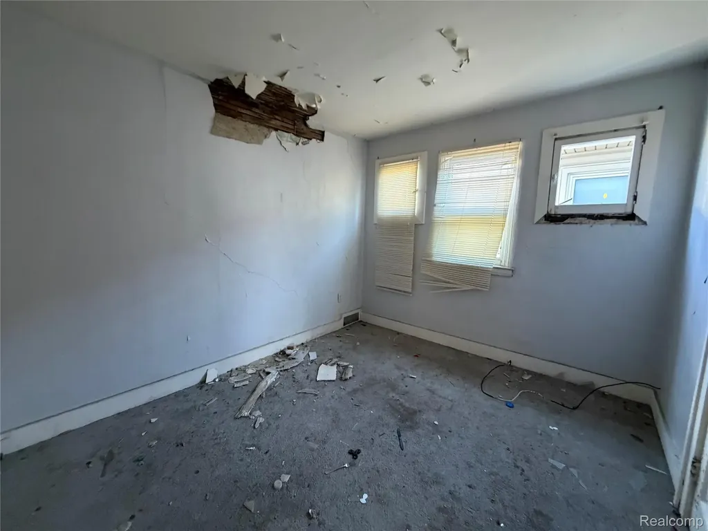 11383 Ohio Street Detroit City MI 48204