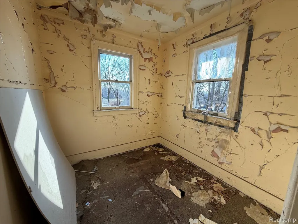 11383 Ohio Street Detroit City MI 48204