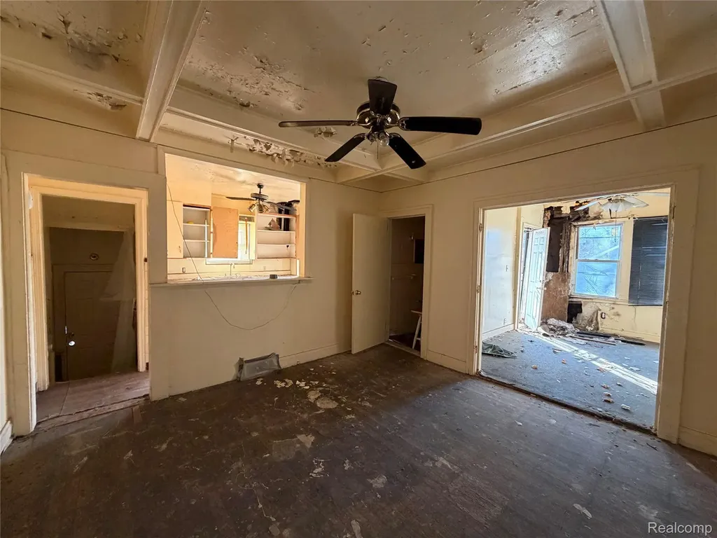 11383 Ohio Street Detroit City MI 48204