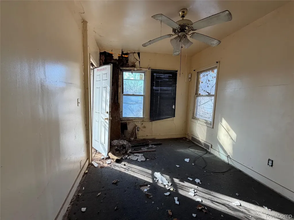 11383 Ohio Street Detroit City MI 48204