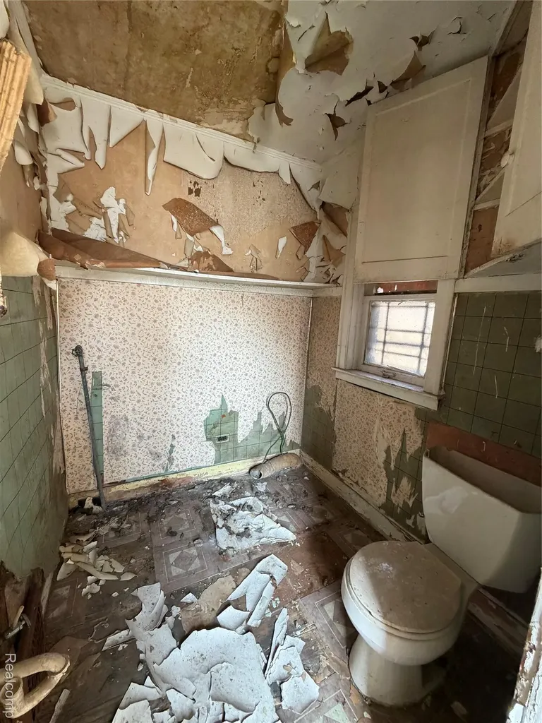 15104 Ardmore Street Detroit City MI 48227