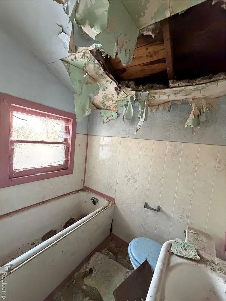 15104 Ardmore Street Detroit City MI 48227