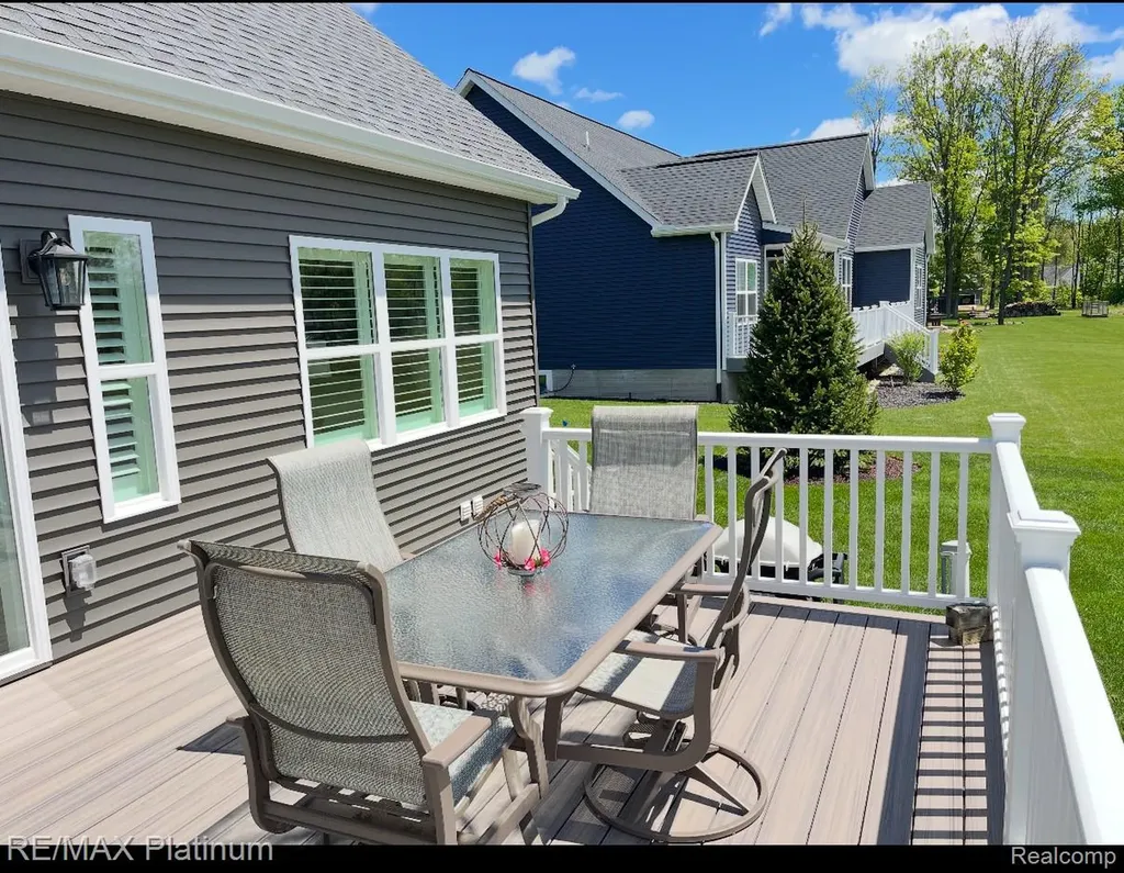 9860 Havendale Drive Brighton City MI 48114