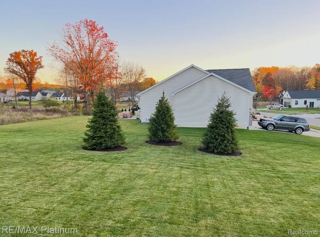 9860 Havendale Drive Brighton City MI 48114