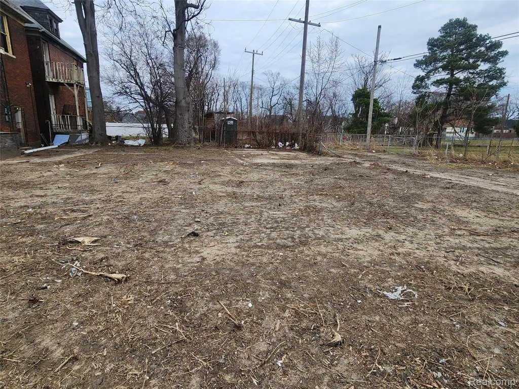 2707 Wreford Street Detroit City MI 48208