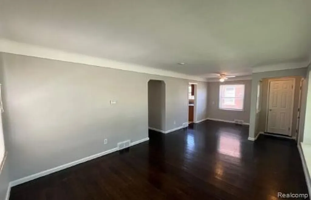 18867 Rogge Street Detroit City MI 48234