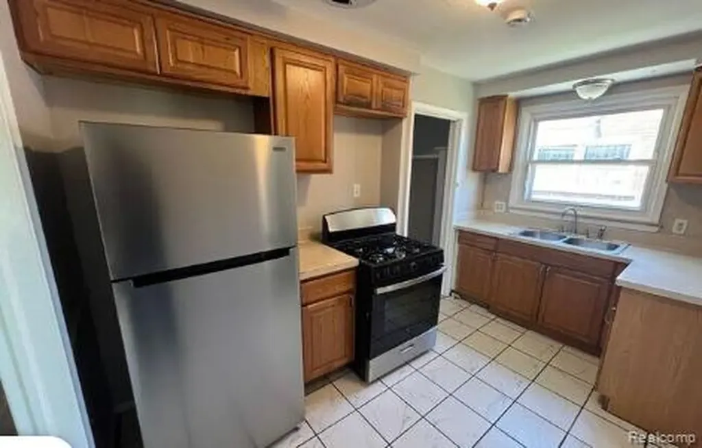 18867 Rogge Street Detroit City MI 48234