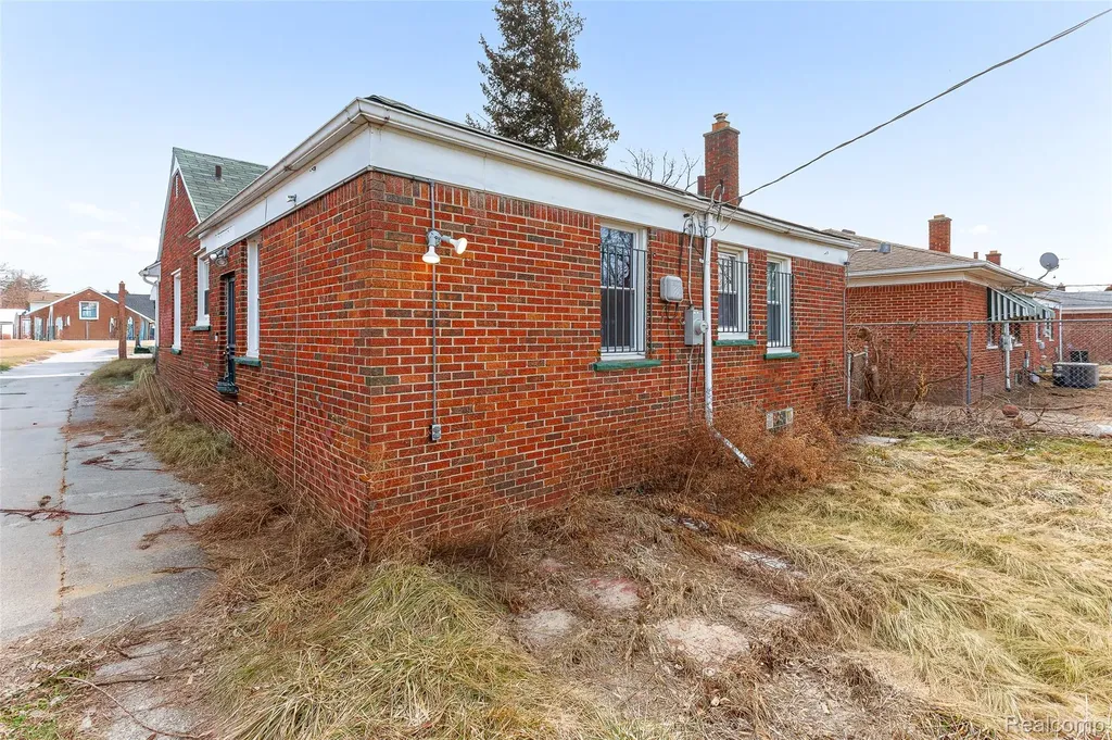 18867 Rogge Street Detroit City MI 48234