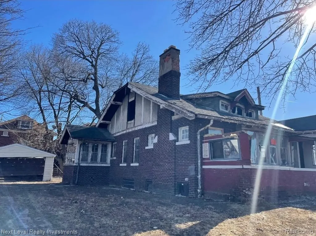 1695 Monterey Street Detroit City MI 48206