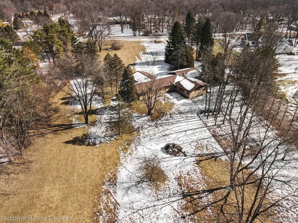 400 Liddy Drive Brighton Township MI 48114