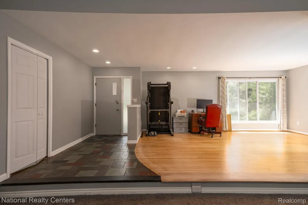 32484 Chesterbrook Street Farmington Hills City MI 48334