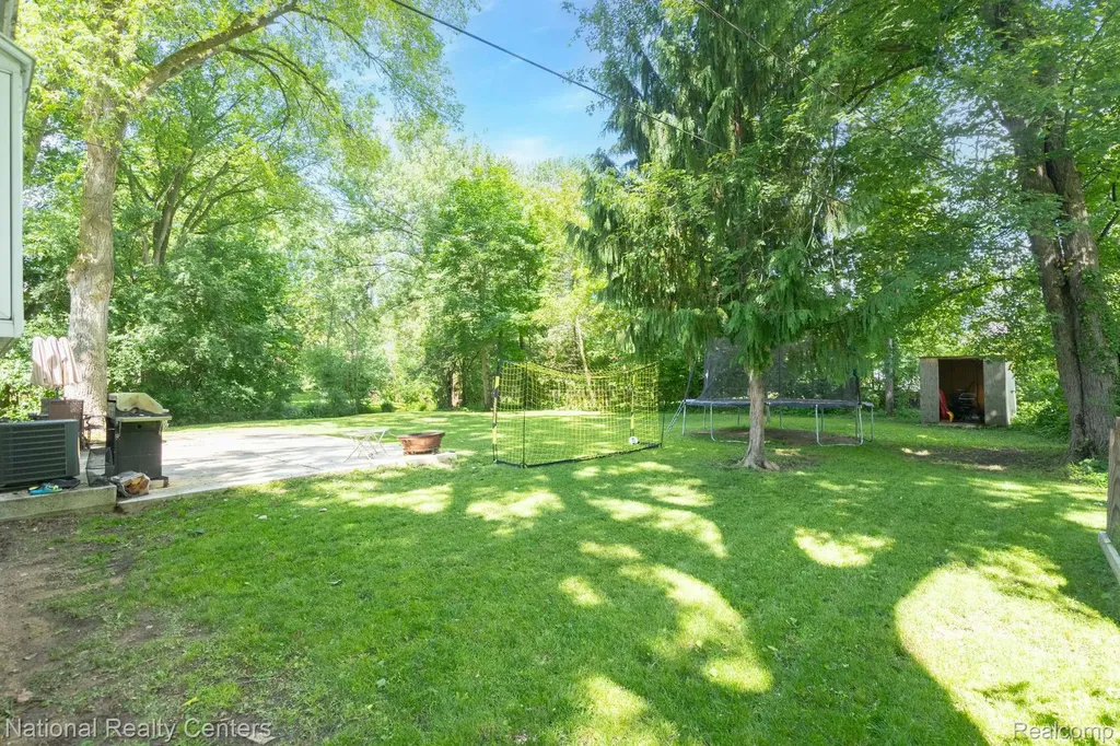 32484 Chesterbrook Street Farmington Hills City MI 48334