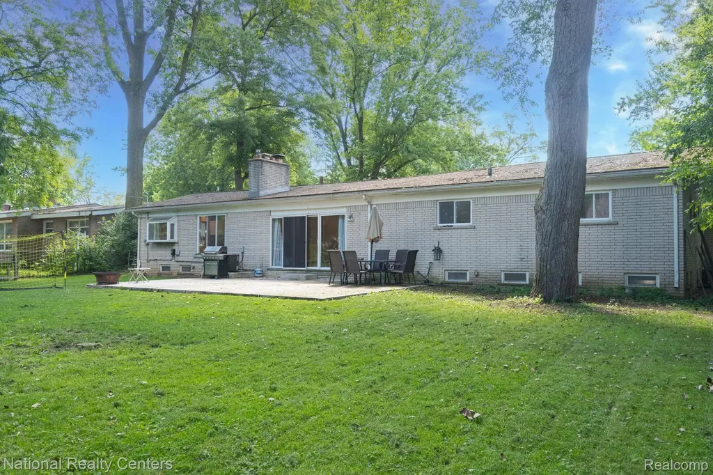 32484 Chesterbrook Street Farmington Hills City MI 48334
