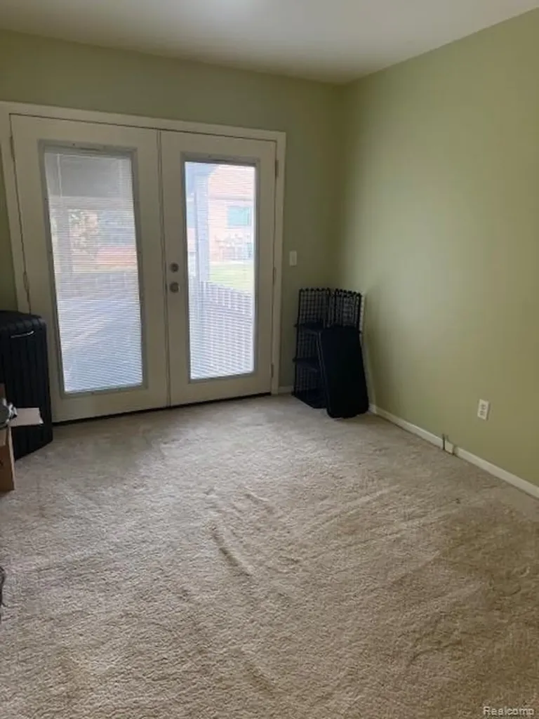 25325 Potomac Drive South Lyon City MI 48178