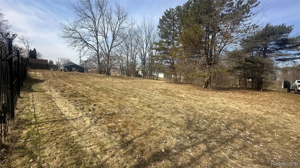 0 Jordan Lake Avenue Lake Odessa Village MI 48849