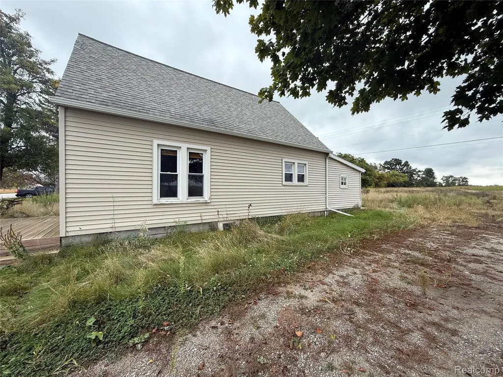 267 W Lincoln Road Arcada Township MI 48801