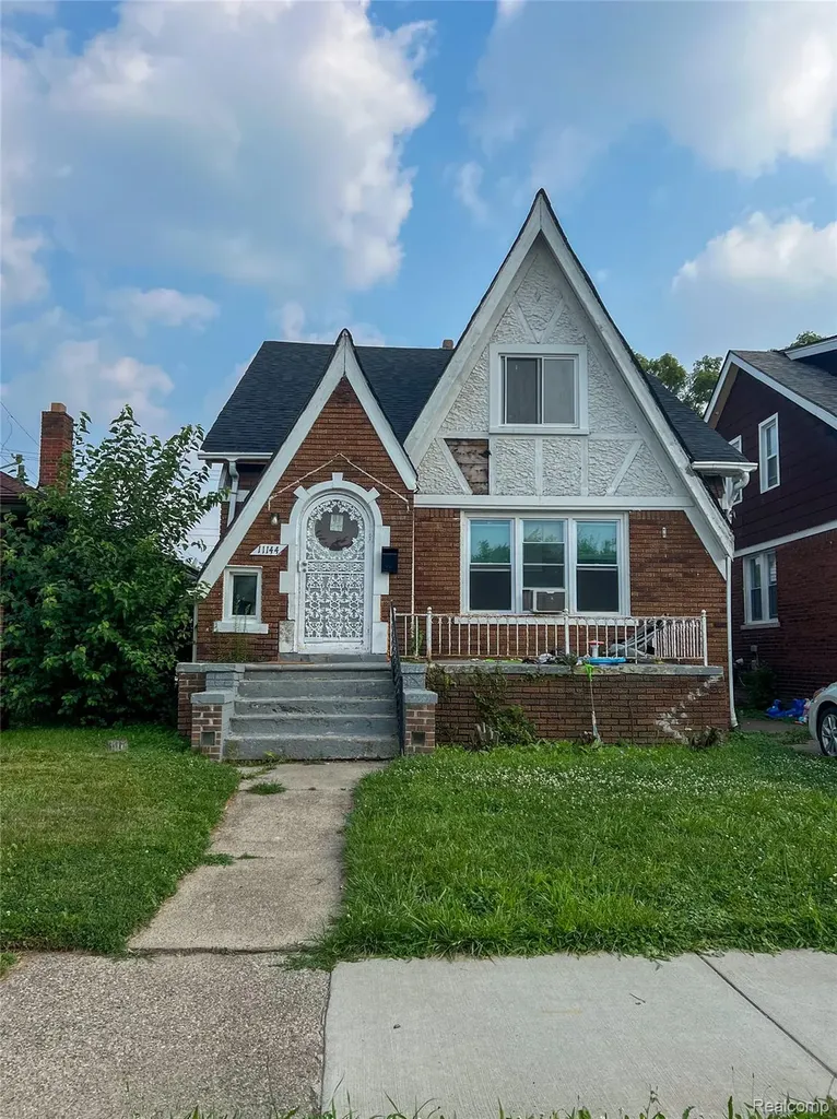 11144 Sanford Street Detroit City MI 48205