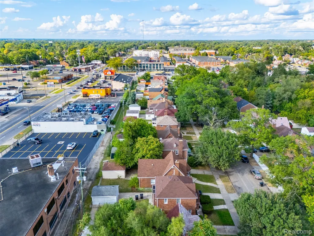 16825 Manor Street Detroit City MI 48221
