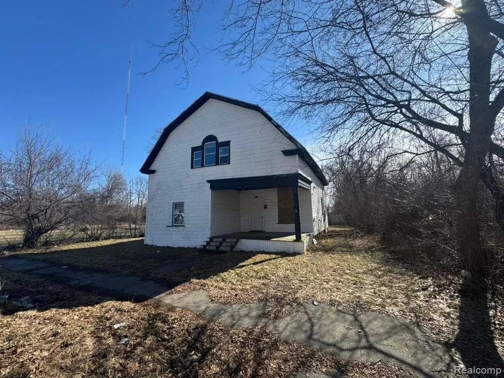 1814 Hartsuff Street Saginaw City MI 48601