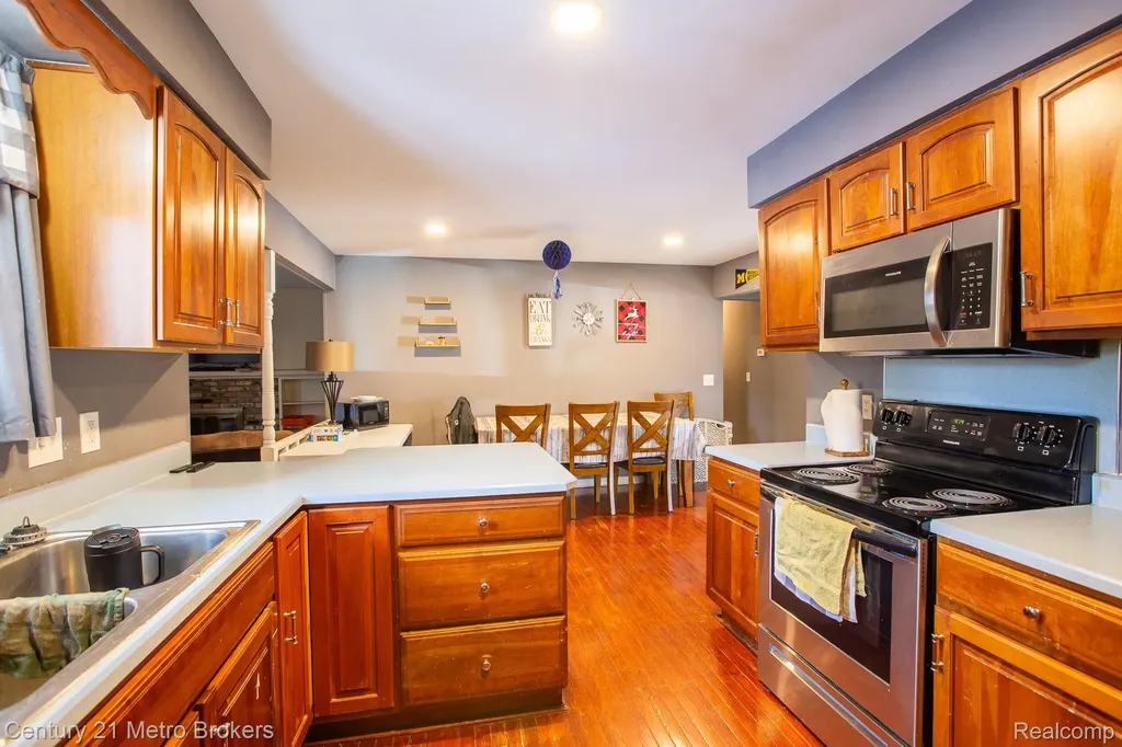 6101 Belsay Road Grand Blanc Charter Township MI 48439