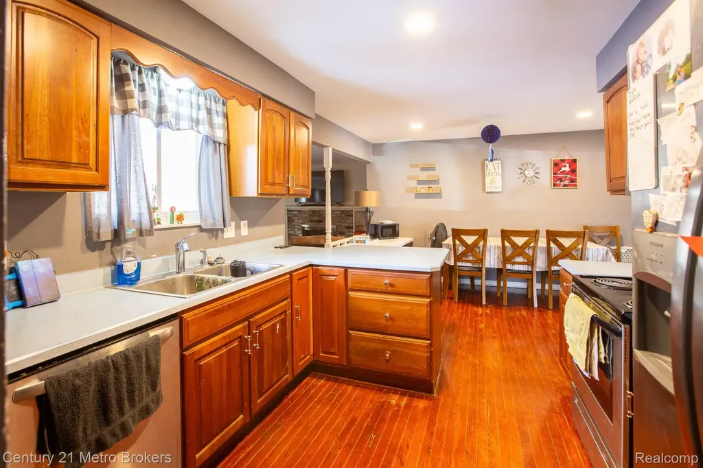 6101 Belsay Road Grand Blanc Charter Township MI 48439