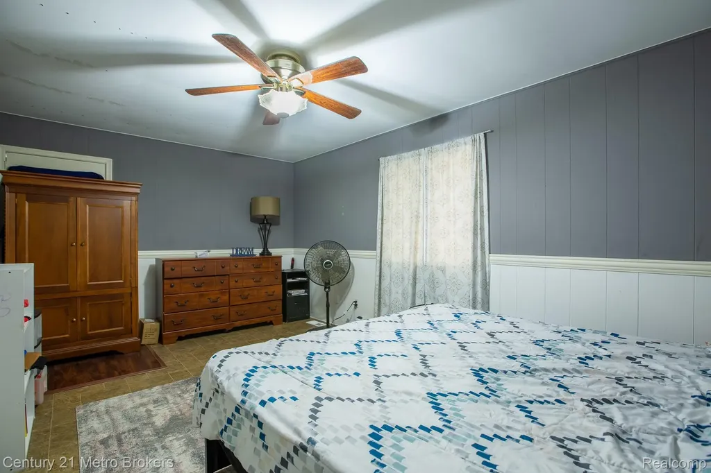6101 Belsay Road Grand Blanc Charter Township MI 48439