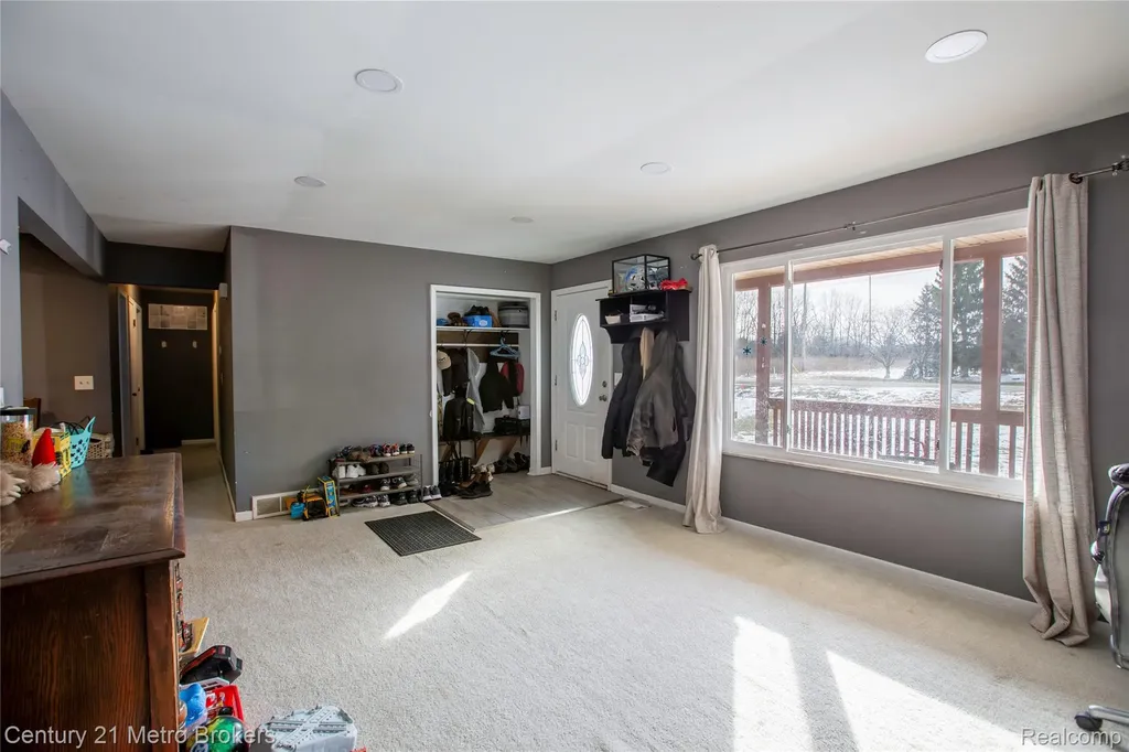 6101 Belsay Road Grand Blanc Charter Township MI 48439