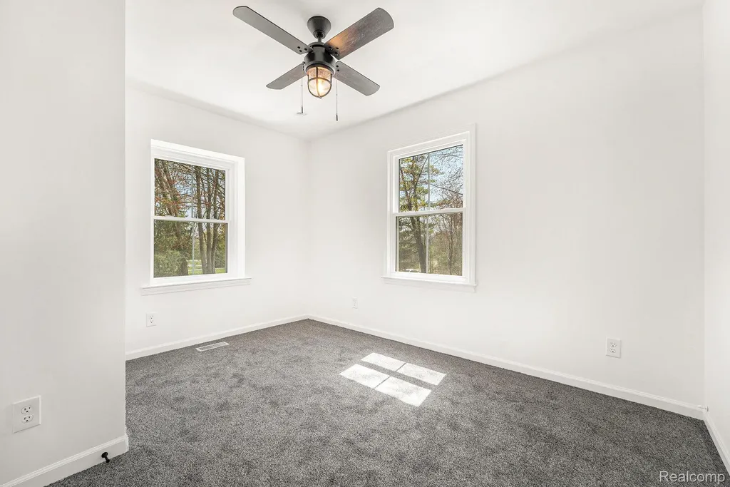 26914 Pebblestone Street Southfield City MI 48034