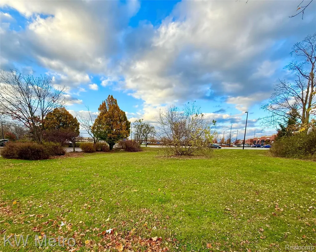 Lot 12, 13 Novi Road Novi City MI 48375