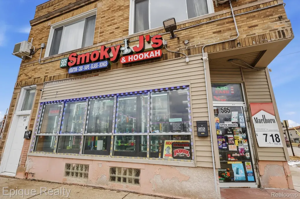 585 Southfield Road Lincoln Park City MI 48146