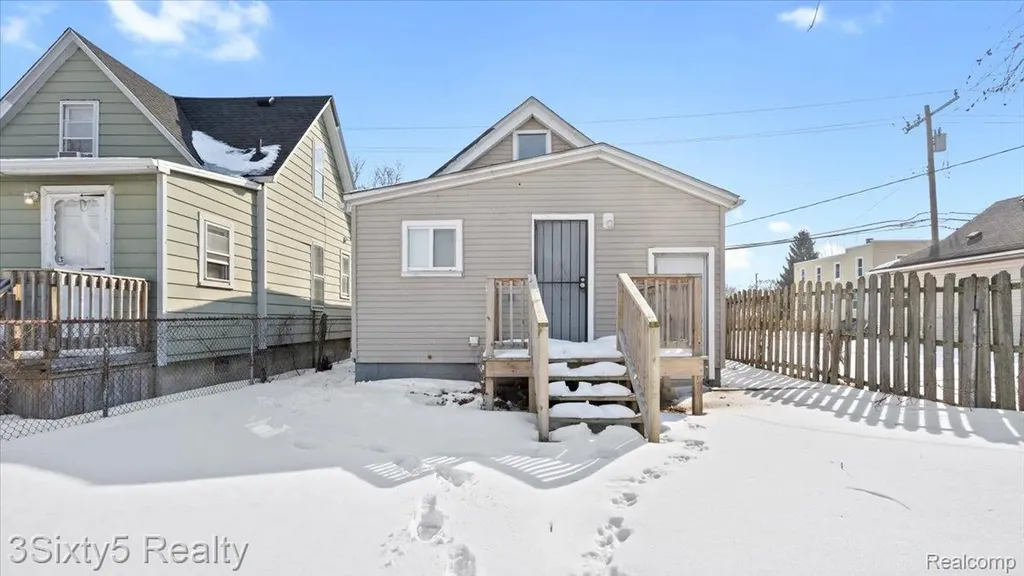 202 Haltiner Street River Rouge City MI 48218
