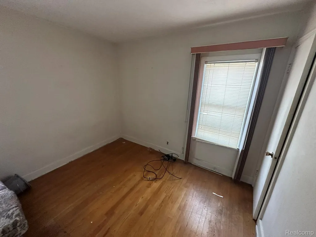 15340 Birwood Street Detroit City MI 48238
