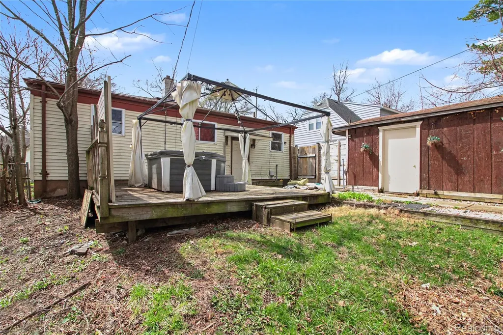 258 Voorheis Street Pontiac City MI 48341
