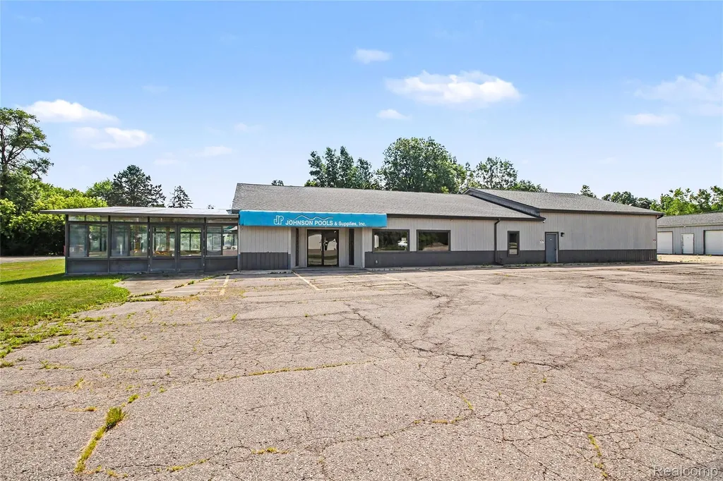 6017 W Pierson Road Mt. Morris Township MI 48433