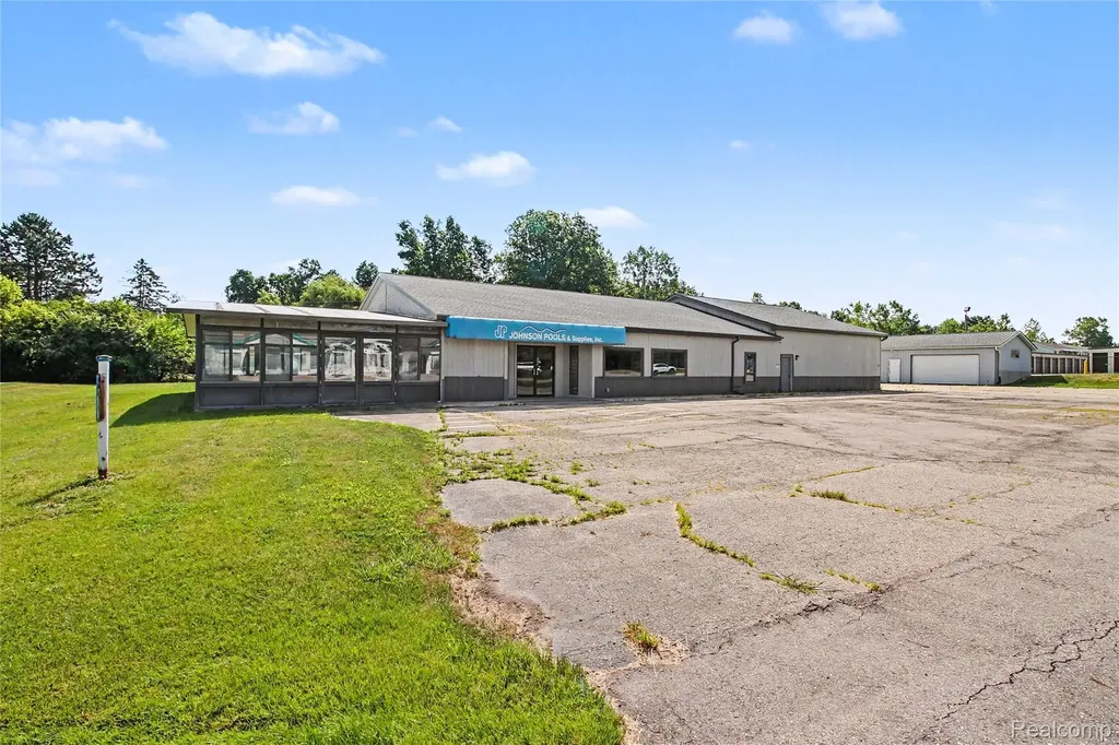 6017 W Pierson Road Mt. Morris Township MI 48433