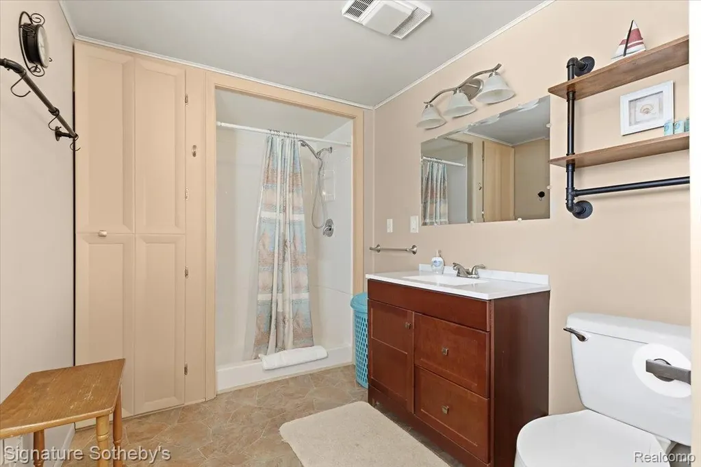 6997 Lakeshore Road Worth Township MI 48450