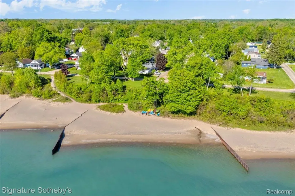 6997 Lakeshore Road Worth Township MI 48450