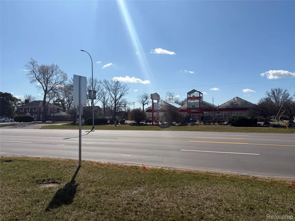17820 Eureka Road Southgate City MI 48195