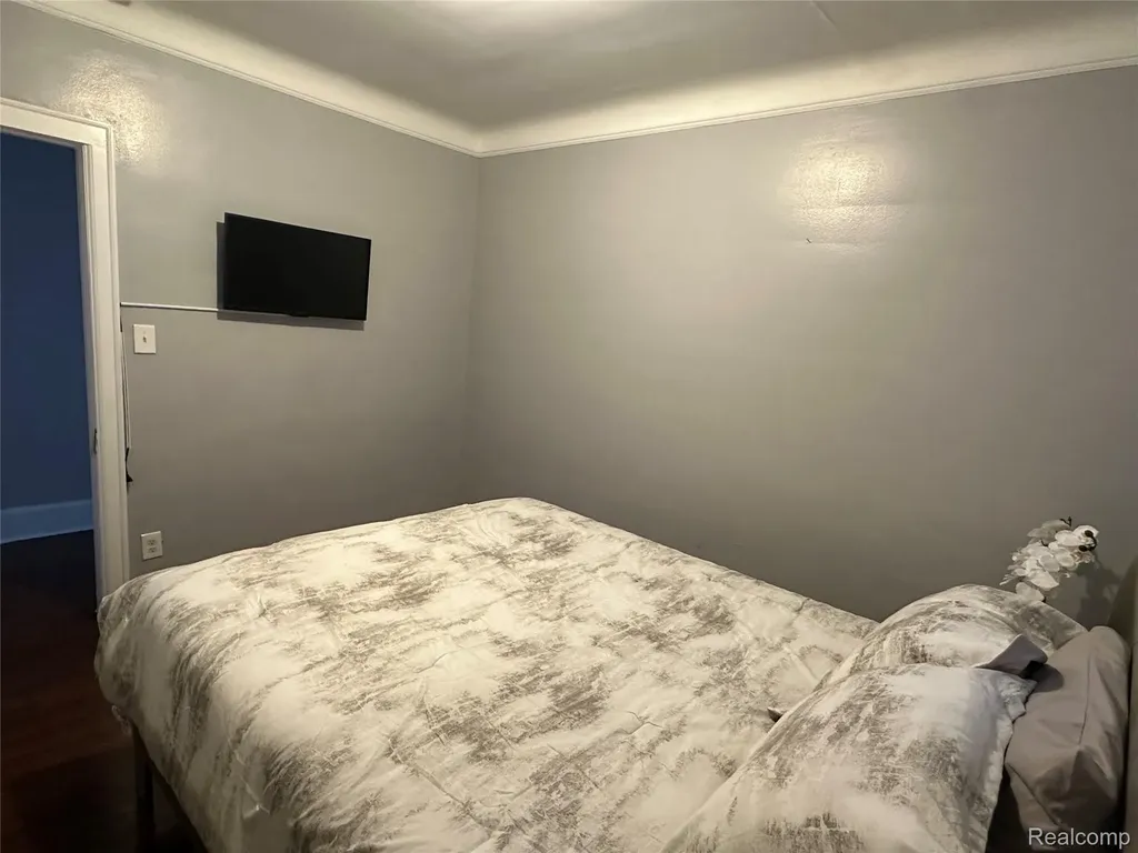 17566 Stoepel Street Detroit City MI 48221
