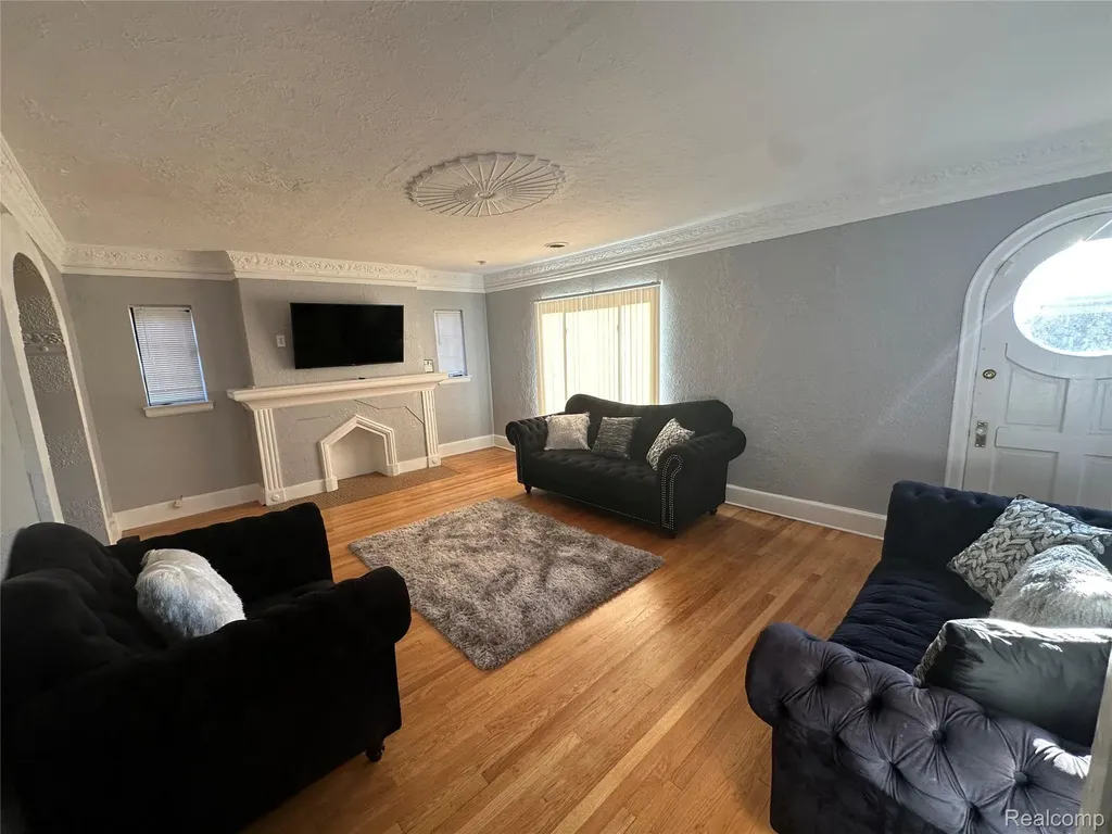 17566 Stoepel Street Detroit City MI 48221