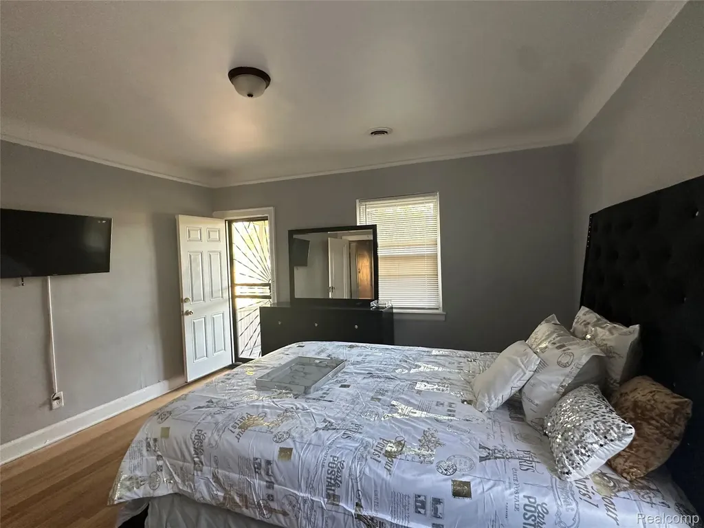 17566 Stoepel Street Detroit City MI 48221