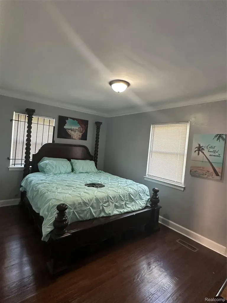 17566 Stoepel Street Detroit City MI 48221