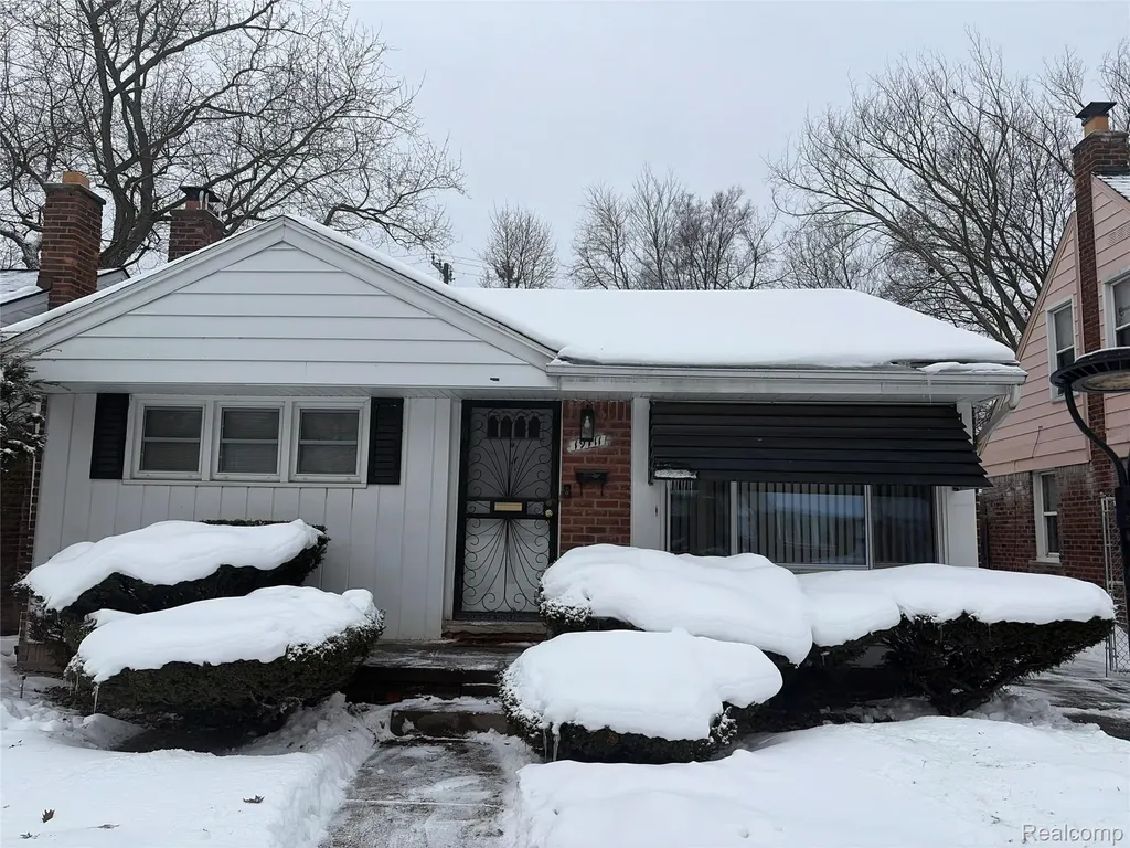 19711 Greydale Avenue Detroit City MI 48219