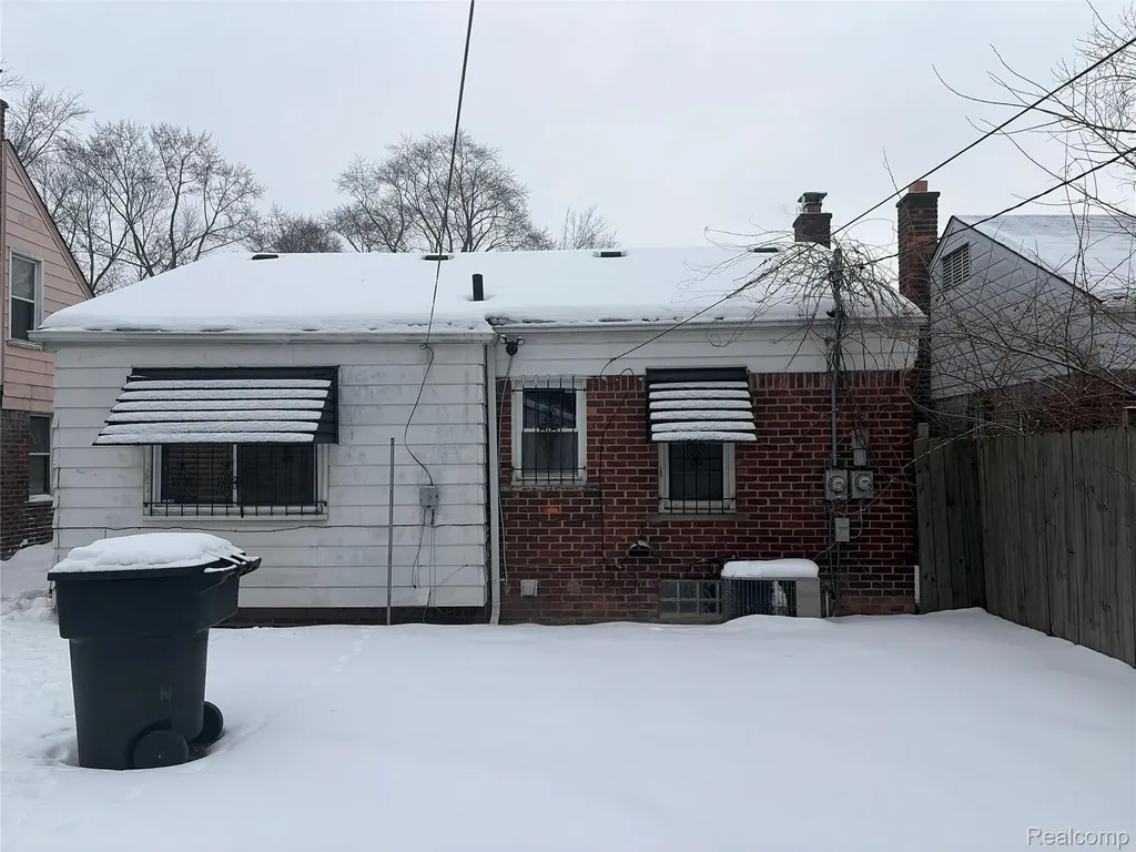 19711 Greydale Avenue Detroit City MI 48219