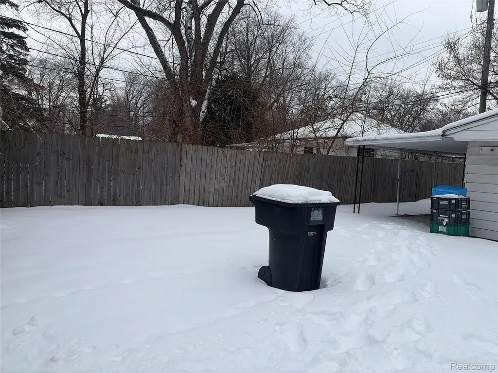 19711 Greydale Avenue Detroit City MI 48219
