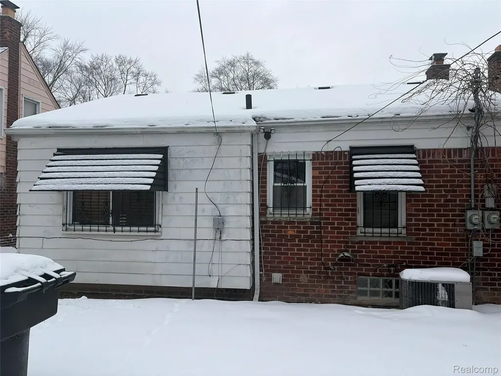 19711 Greydale Avenue Detroit City MI 48219