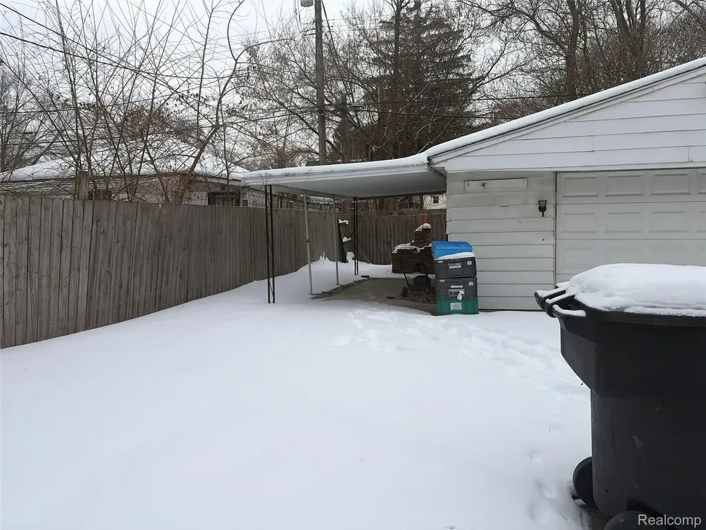 19711 Greydale Avenue Detroit City MI 48219