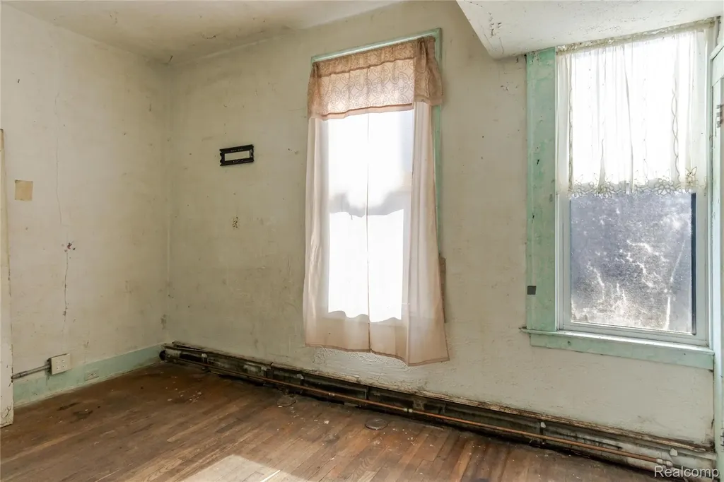 1488 17th Street Detroit City MI 48216