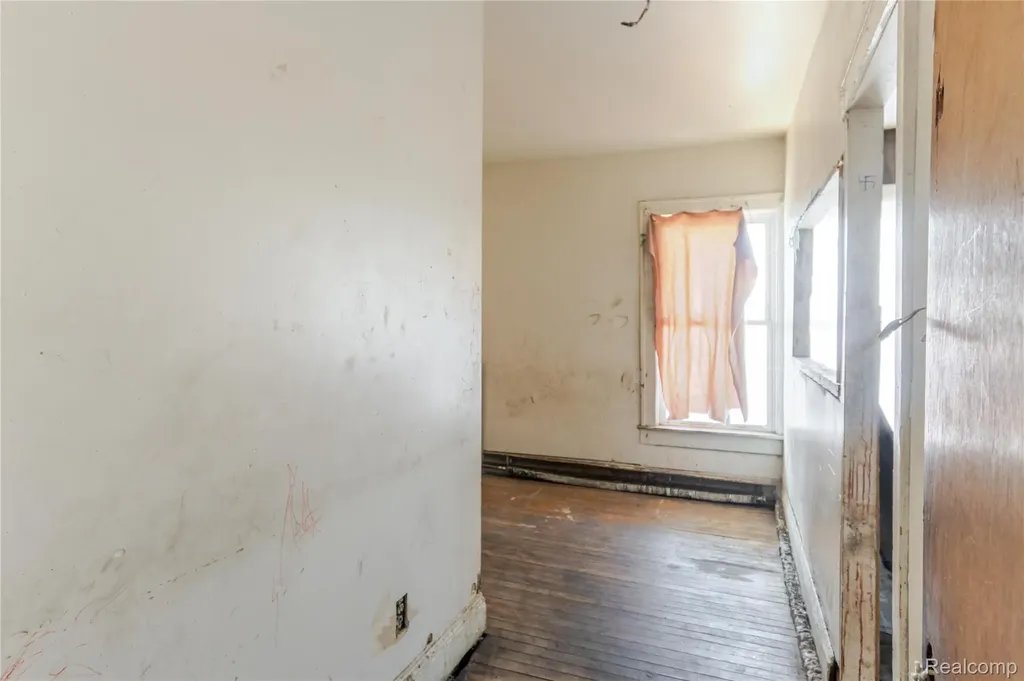 1488 17th Street Detroit City MI 48216