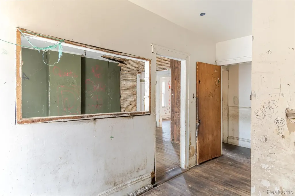 1488 17th Street Detroit City MI 48216